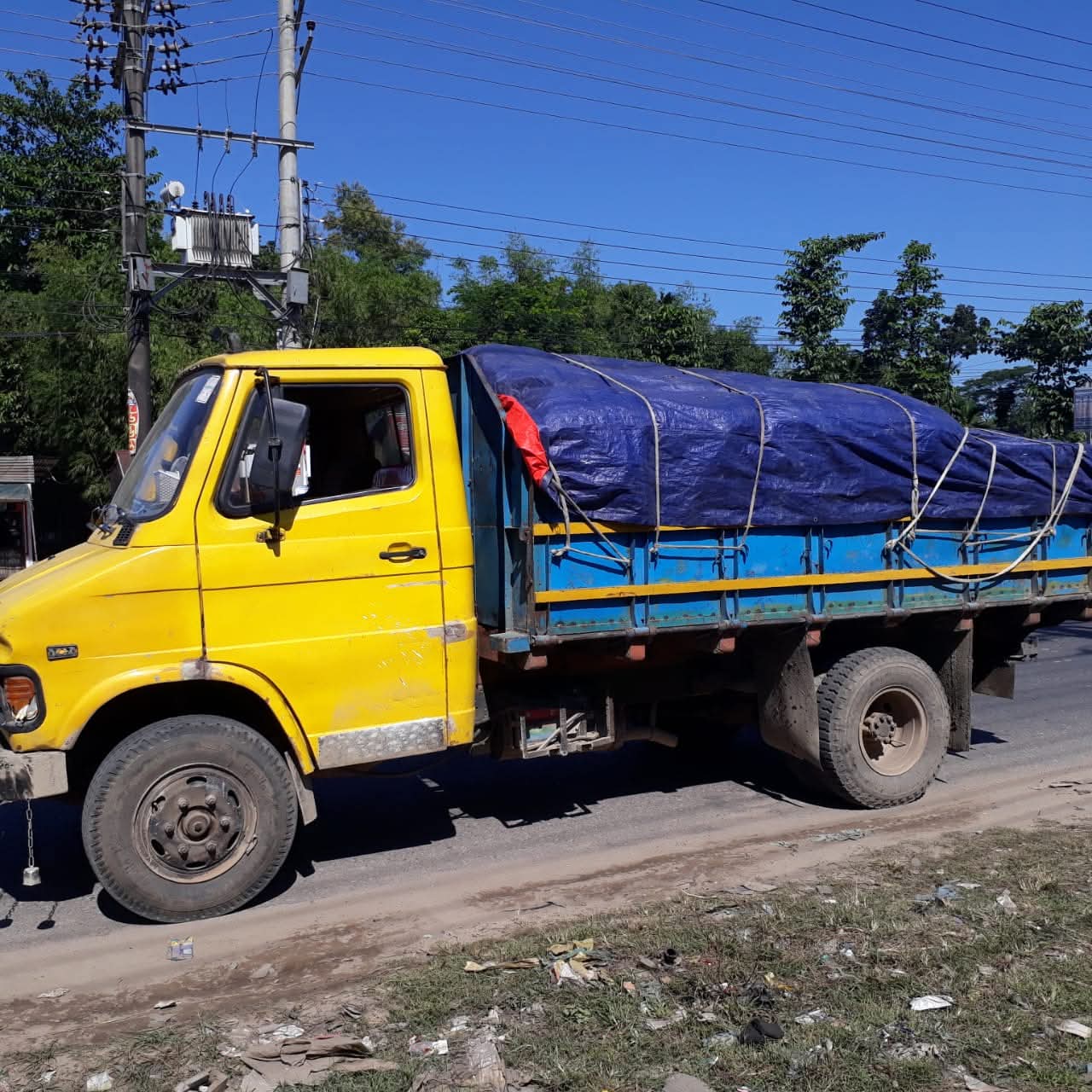 সিলেটে ৪ টন অবৈধ ভারতীয় পেয়াজ আটক।